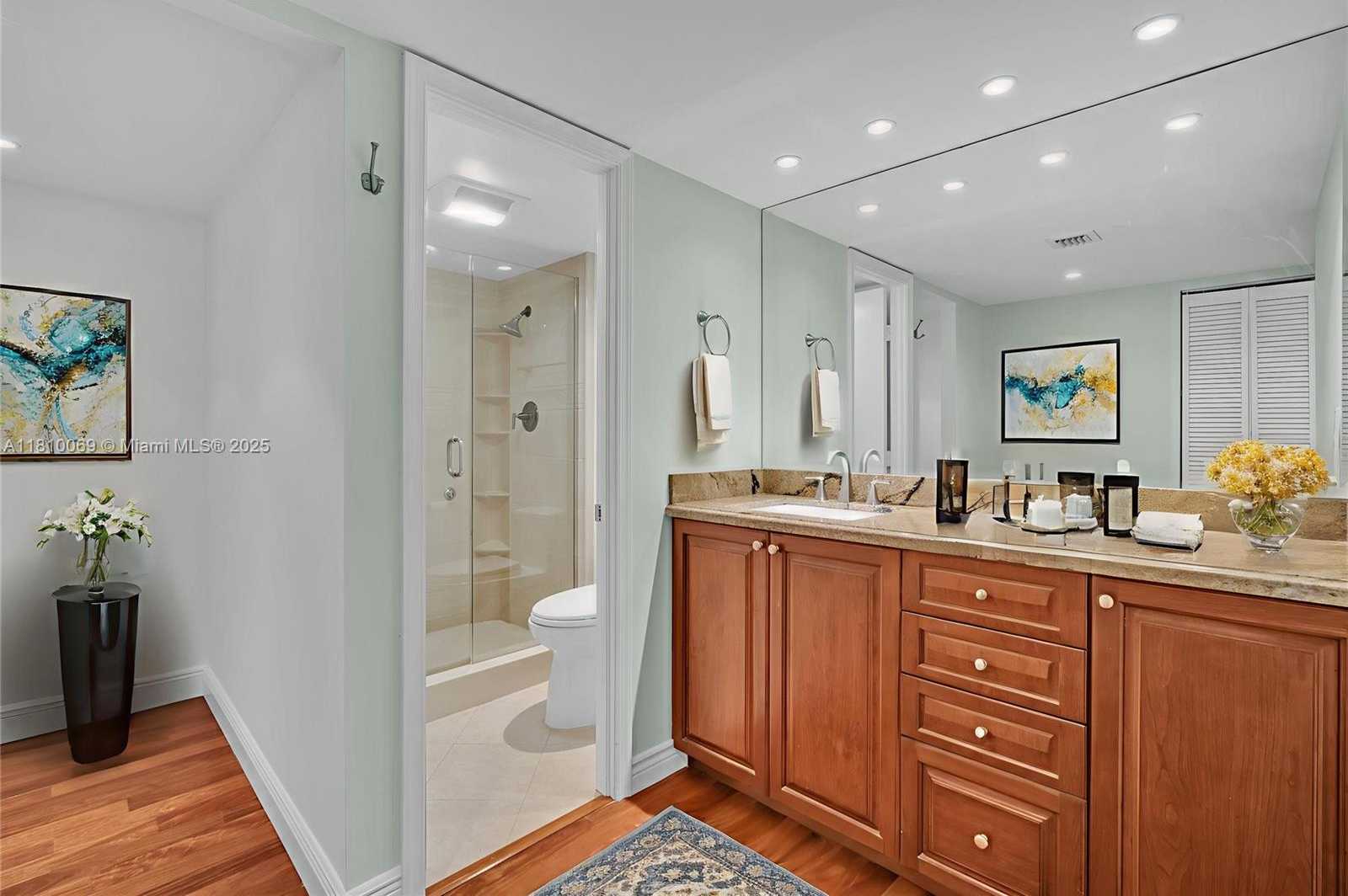 Small Image of 20351 WEST COUNTRY CLUB DR #TH17, Aventura Number 17
