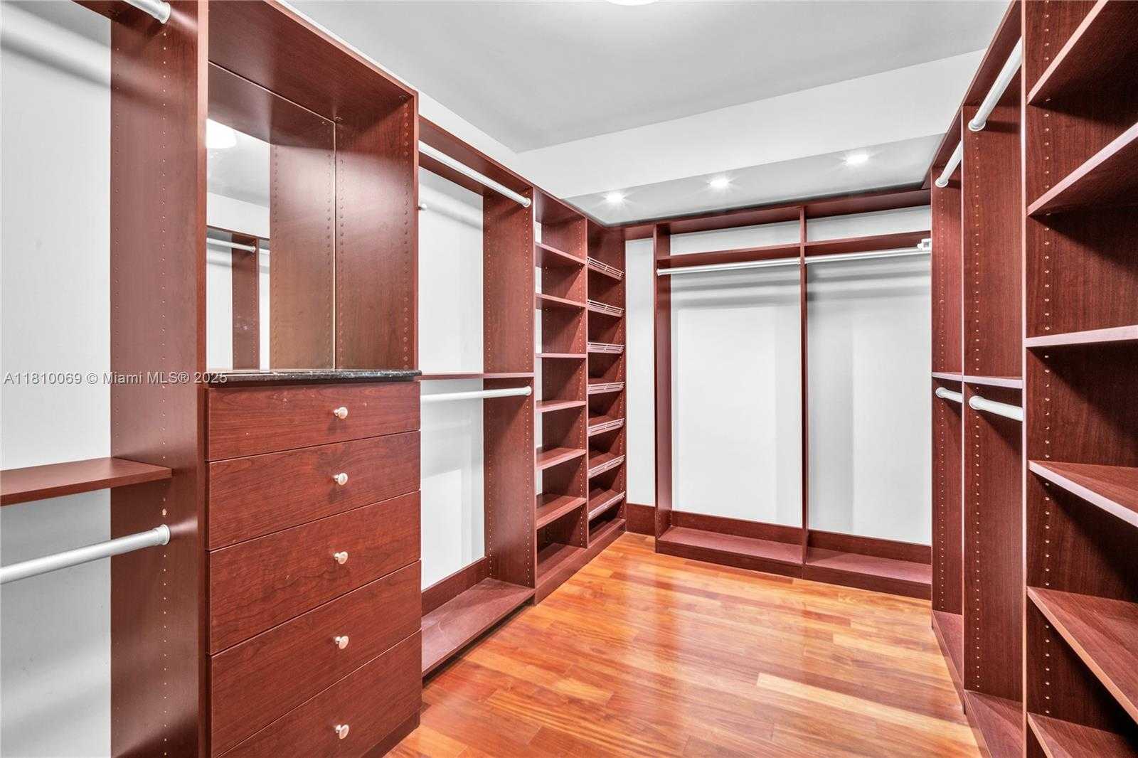 Small Image of 20351 WEST COUNTRY CLUB DR #TH17, Aventura Number 19