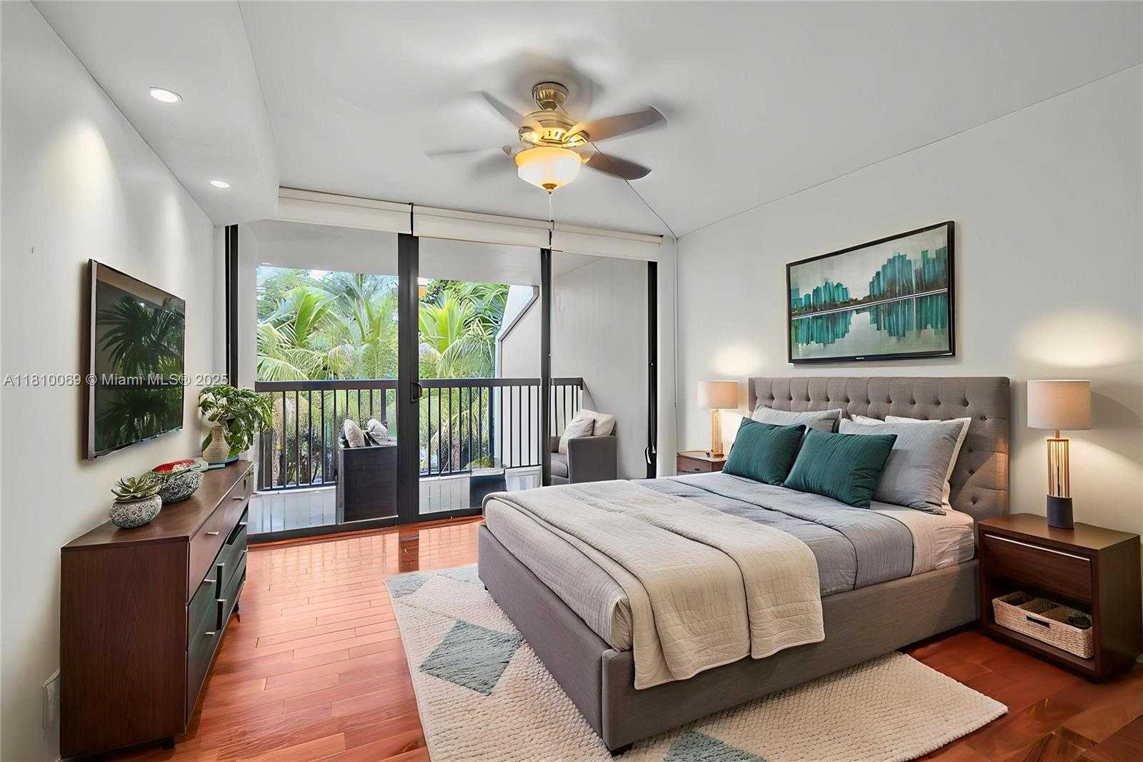 Small Image of 20351 WEST COUNTRY CLUB DR #TH17, Aventura Number 21