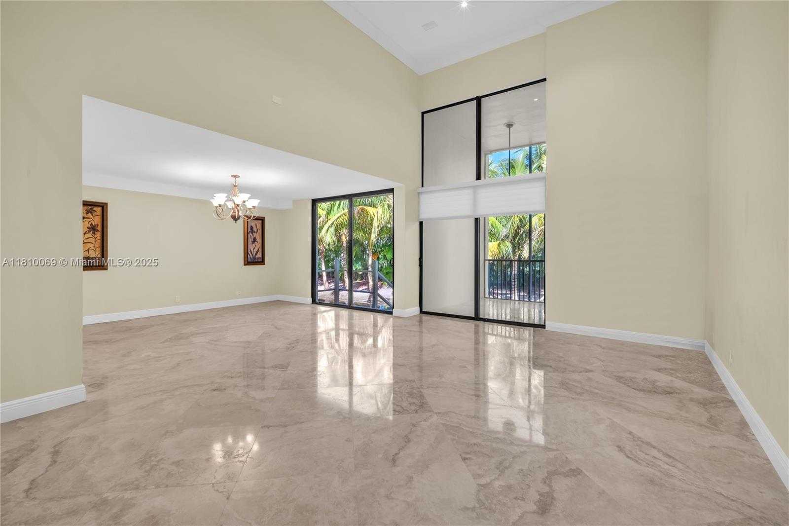 Small Image of 20351 WEST COUNTRY CLUB DR #TH17, Aventura Number 6