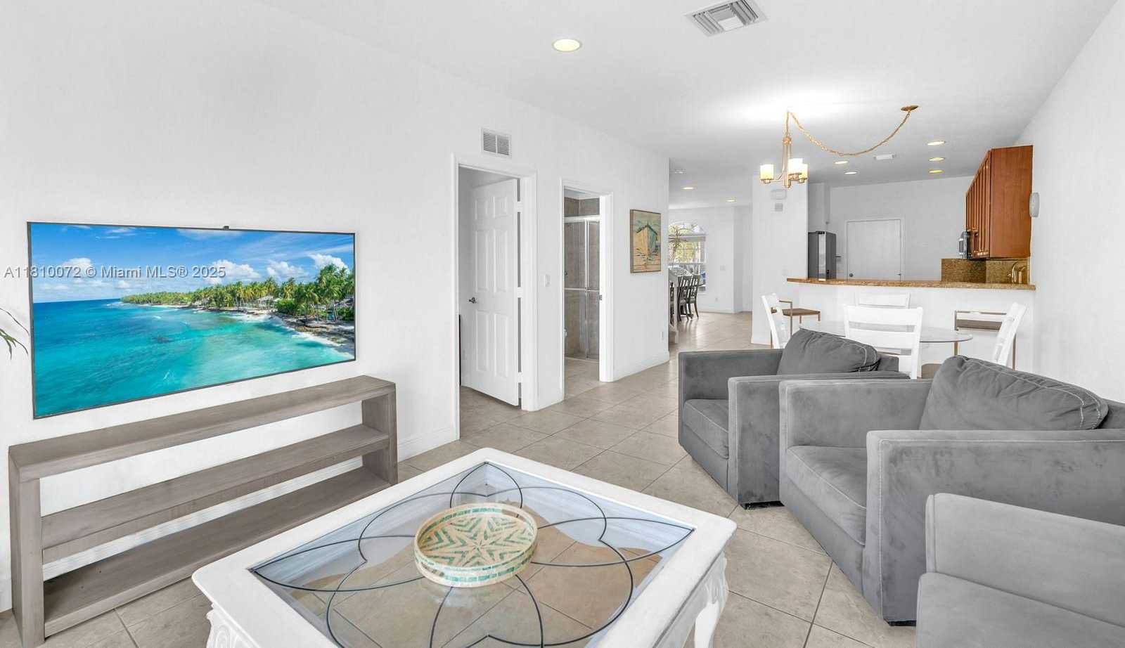 Small Image of 9741 DARLINGTON PL, Cooper City Number 13