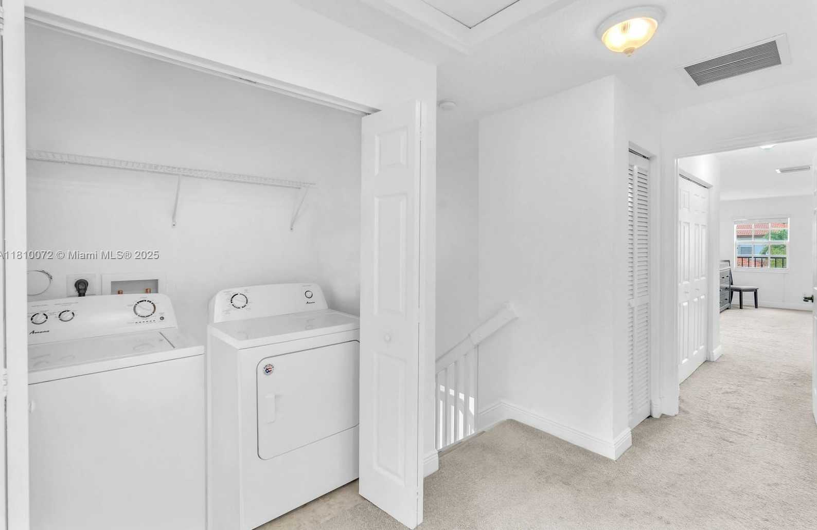 Small Image of 9741 DARLINGTON PL, Cooper City Number 28