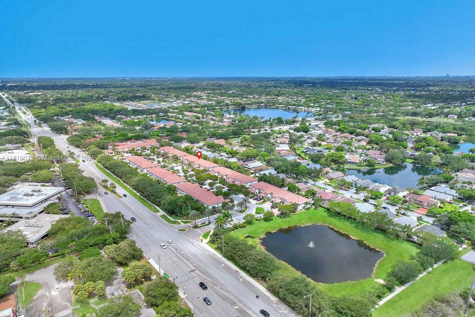 Small Image of 9741 DARLINGTON PL, Cooper City Number 37