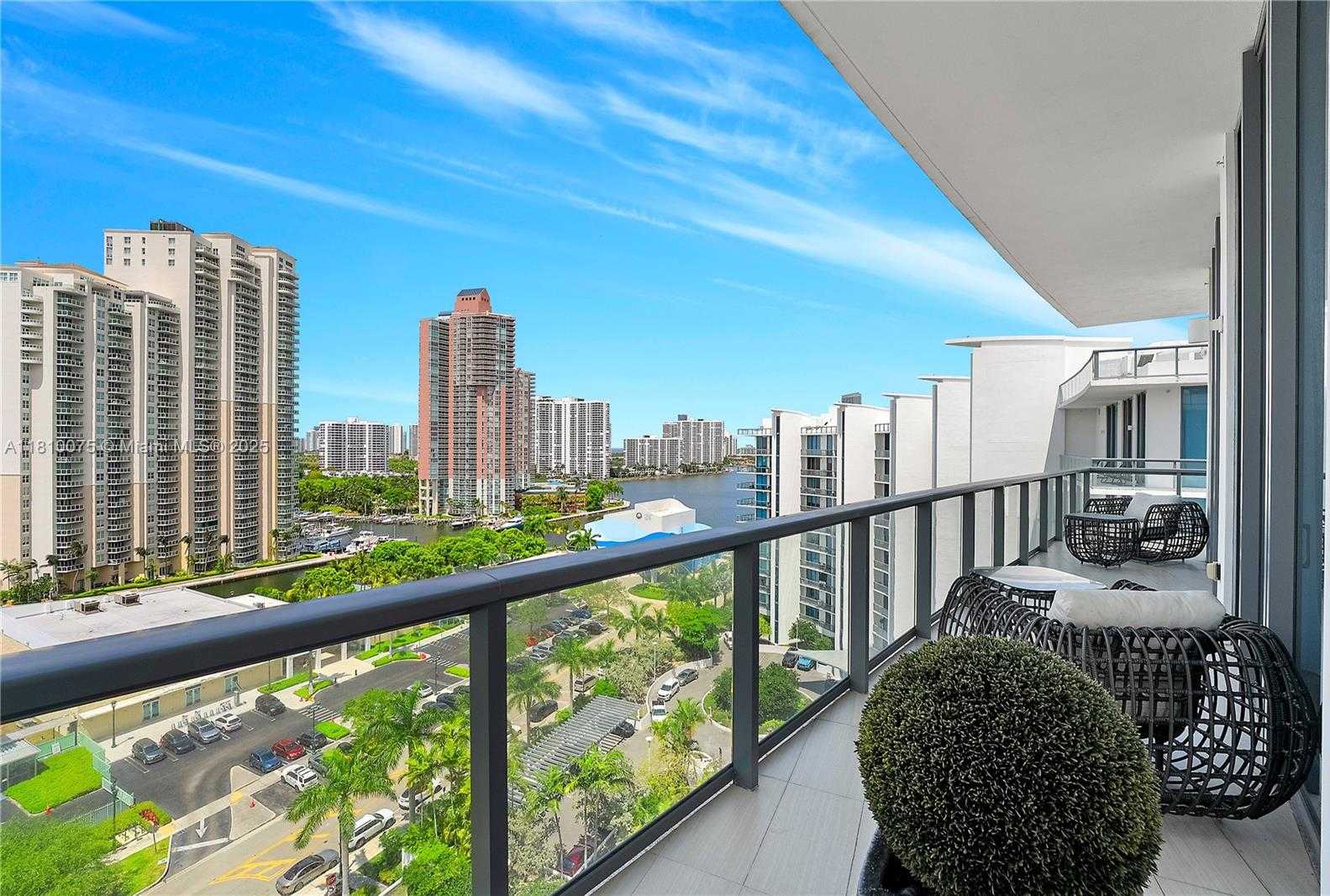 Small Image of 3250 NORTH EAST 188TH ST #UPH08, Aventura Number 22