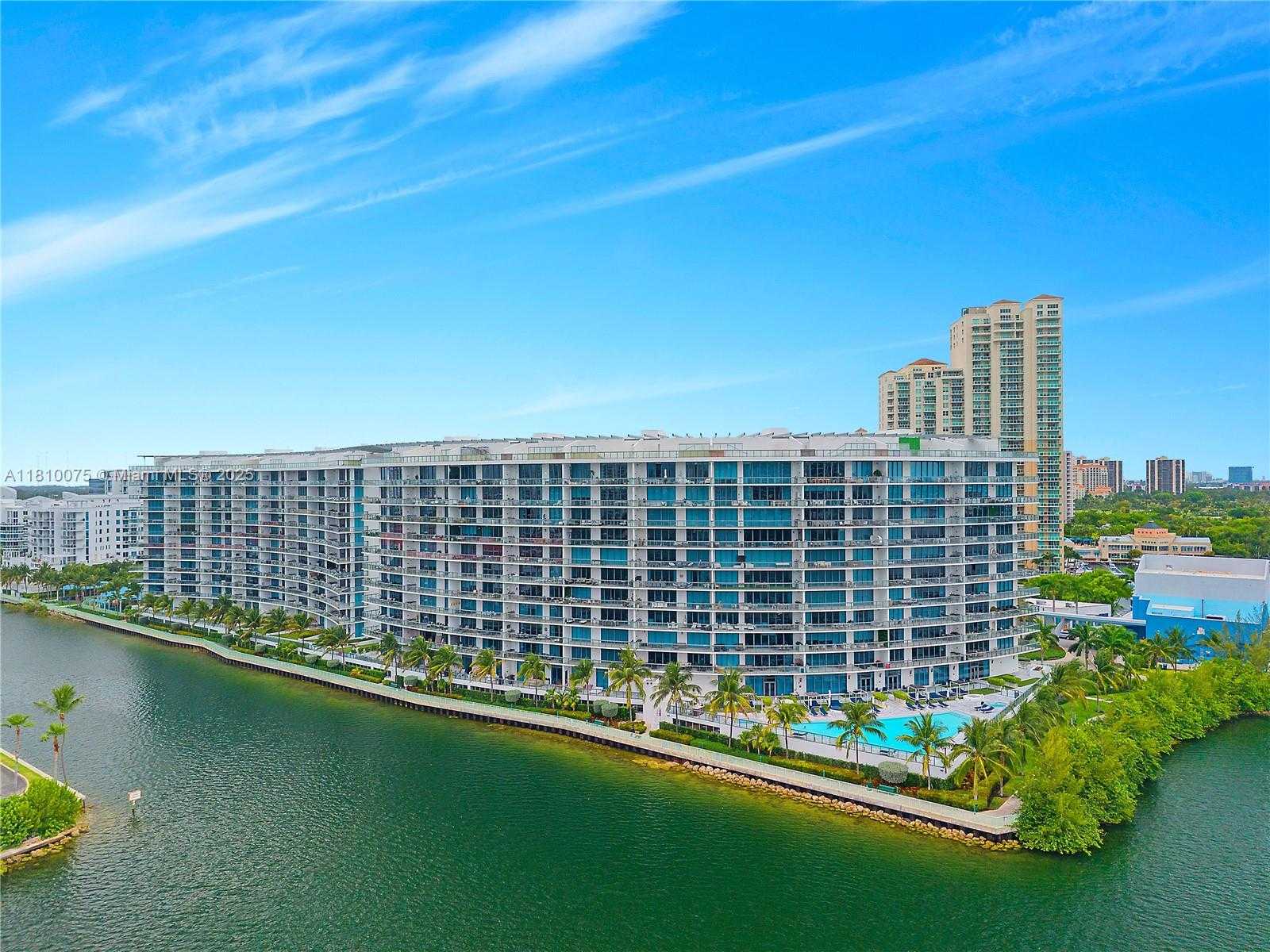 Small Image of 3250 NORTH EAST 188TH ST #UPH08, Aventura Number 39