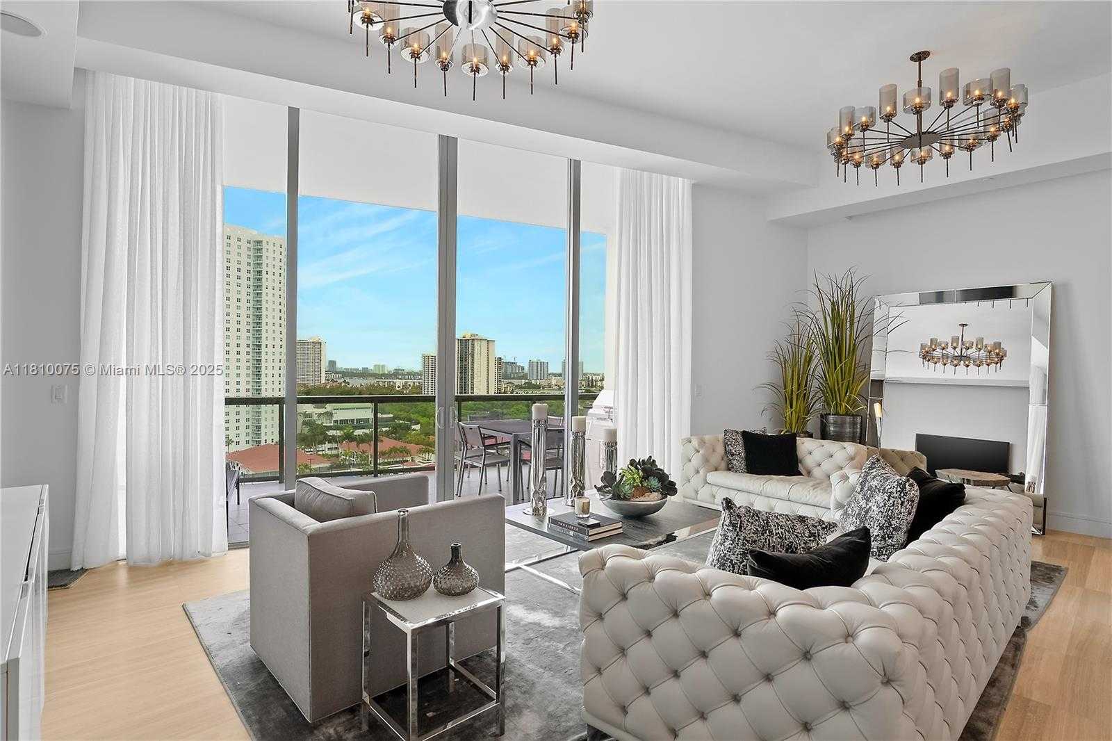 Small Image of 3250 NORTH EAST 188TH ST #UPH08, Aventura Number 4