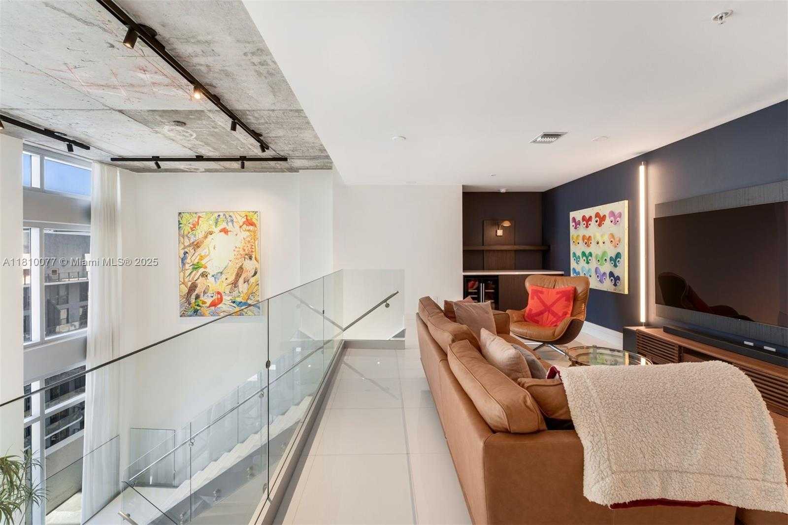 Small Image of 3301 NORTH EAST 1ST AVE #PH7, Miami Number 16