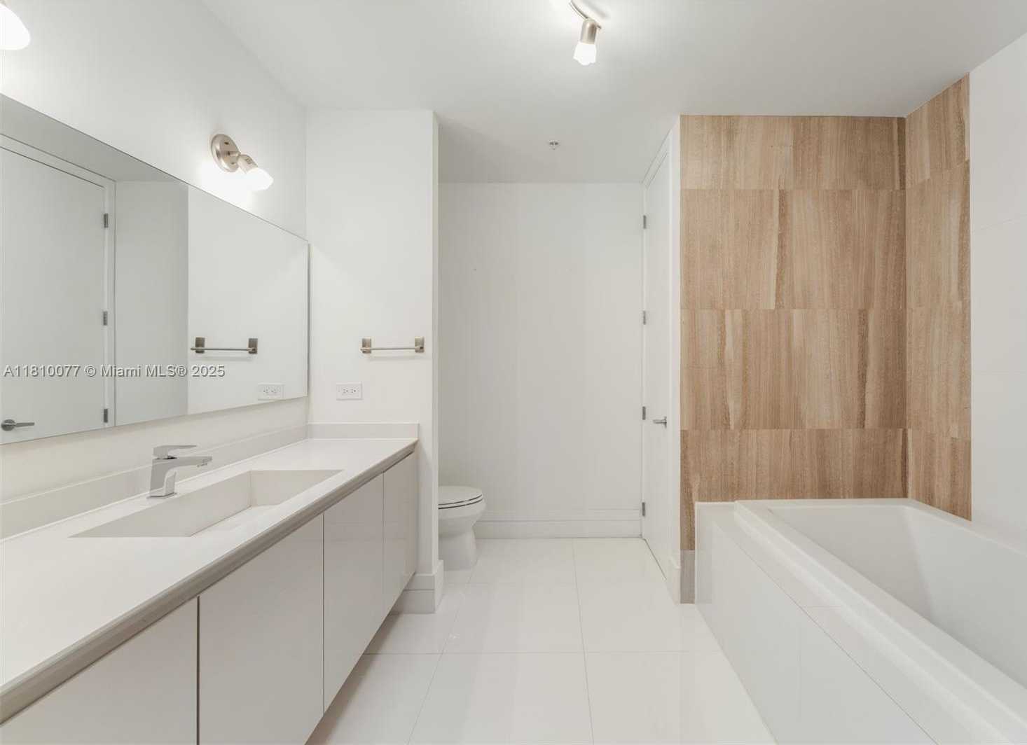 Small Image of 3301 NORTH EAST 1ST AVE #PH7, Miami Number 21