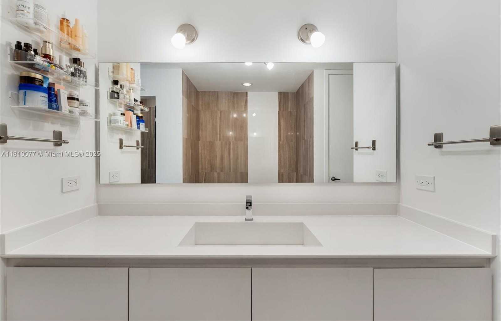 Small Image of 3301 NORTH EAST 1ST AVE #PH7, Miami Number 22