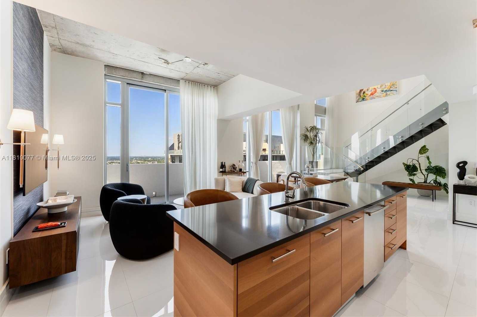 Small Image of 3301 NORTH EAST 1ST AVE #PH7, Miami Number 6