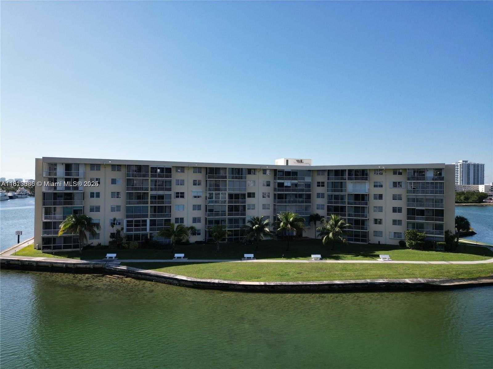 Small Image of 2999 POINT EAST DR #C-409, Aventura Number 14