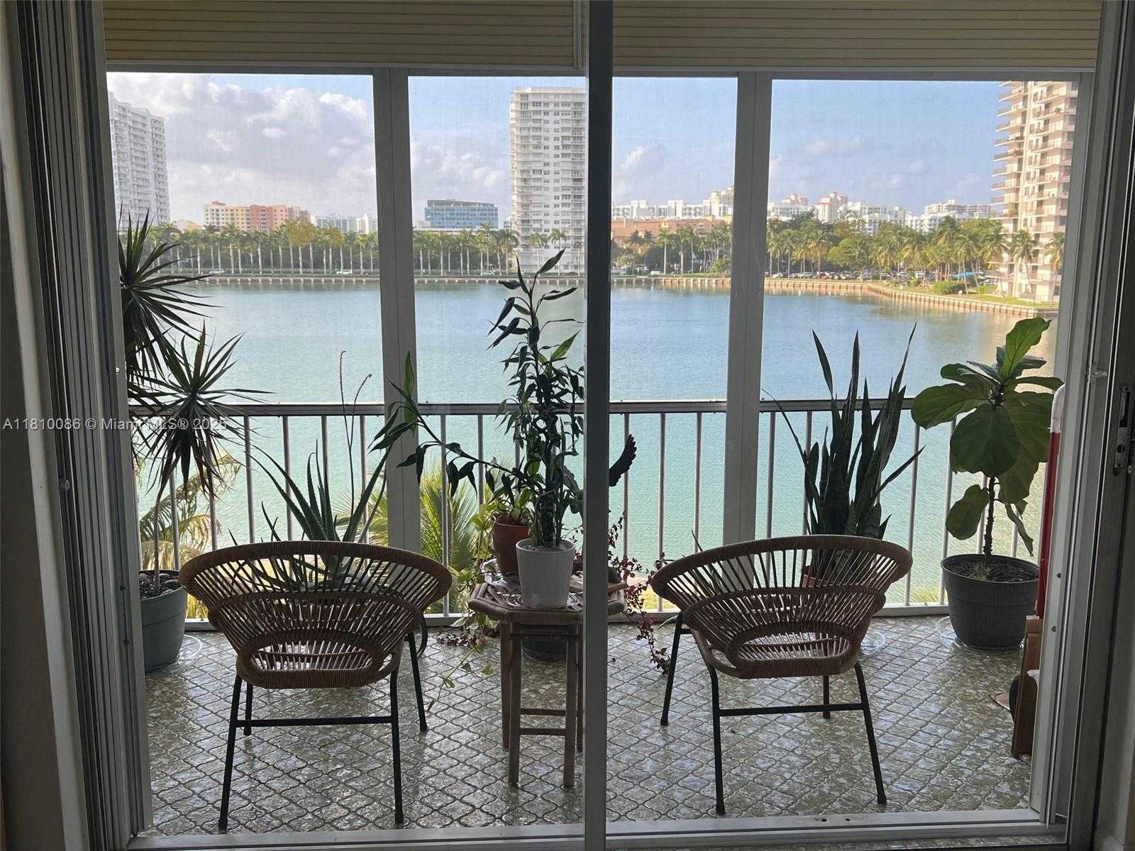 Small Image of 2999 POINT EAST DR #C-409, Aventura Number 3