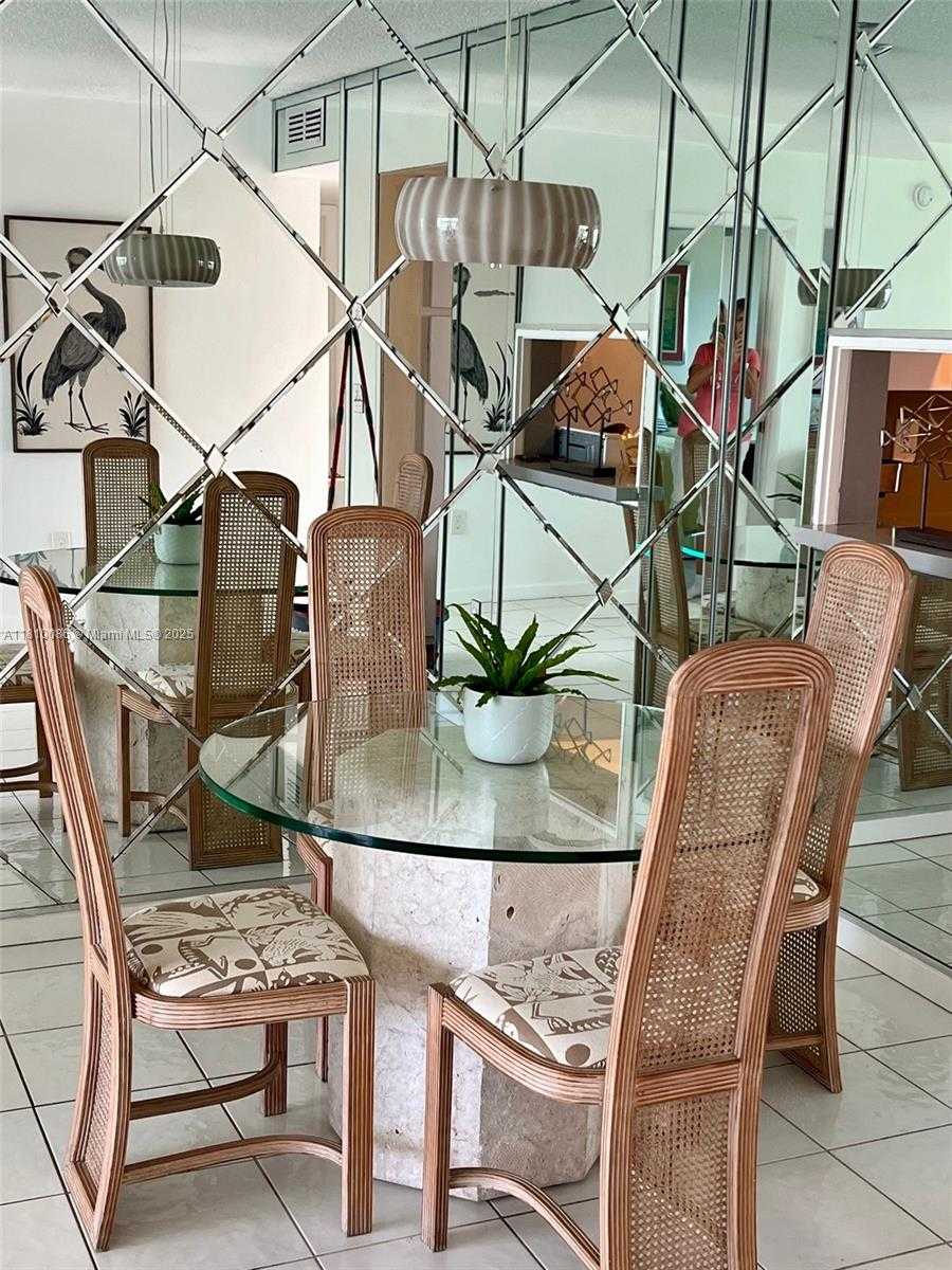 Small Image of 2999 POINT EAST DR #C-409, Aventura Number 6