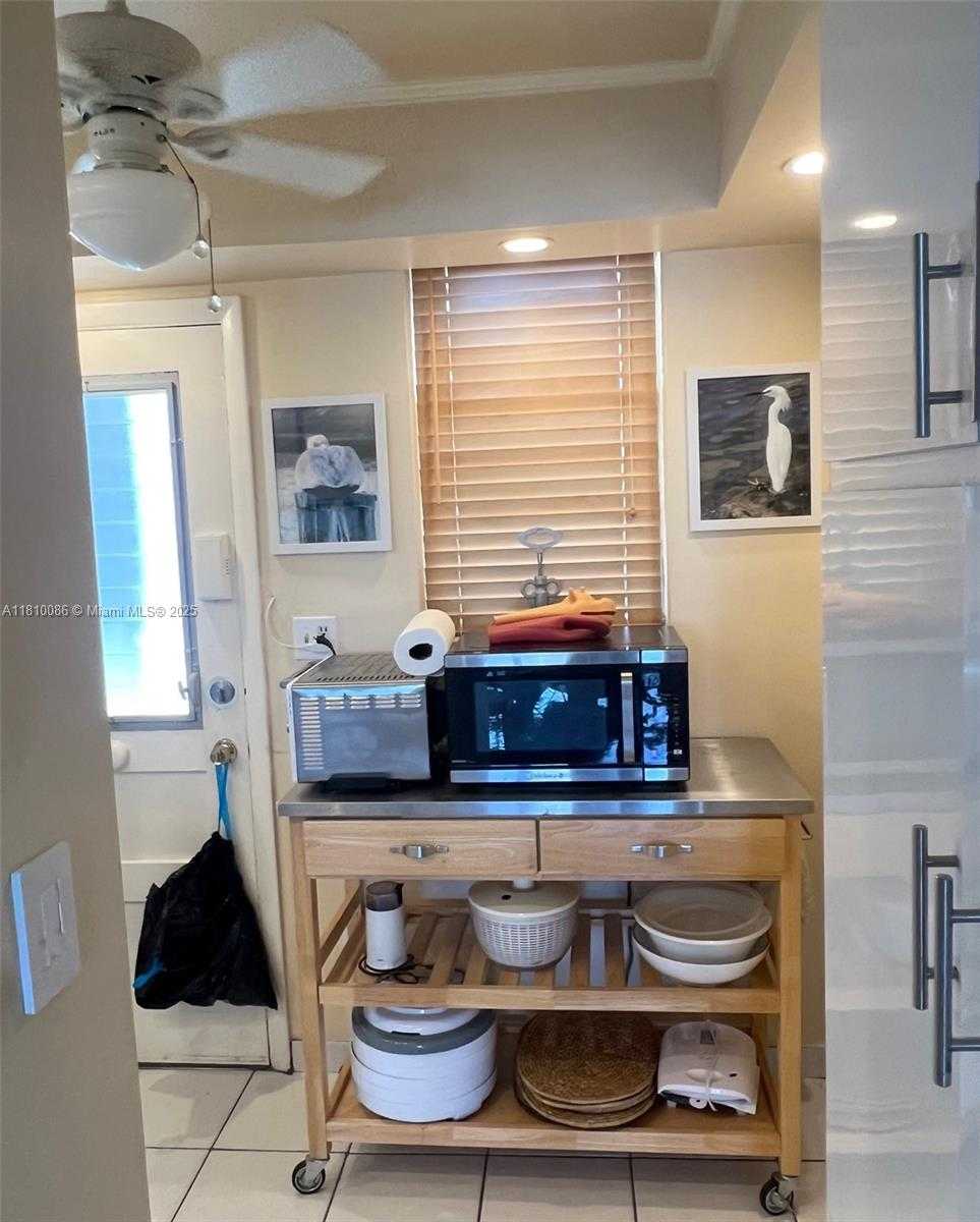 Small Image of 2999 POINT EAST DR #C-409, Aventura Number 8
