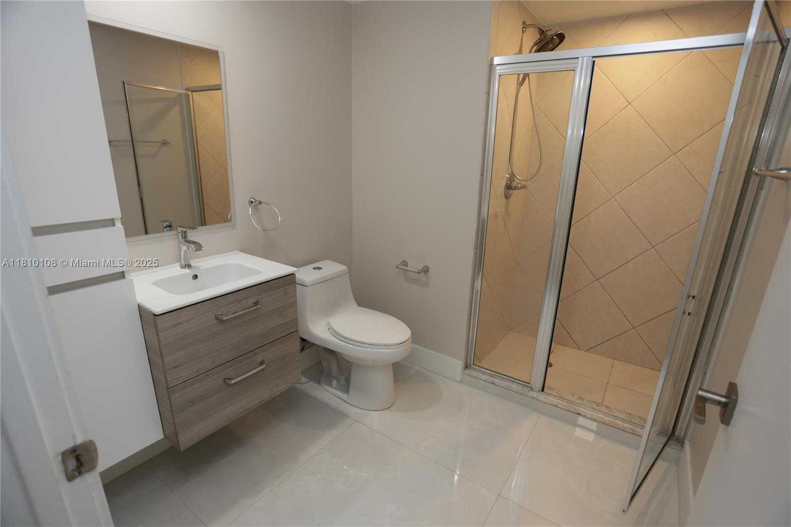 Small Image of 325 SOUTH BISCAYNE BLVD #1822, Miami Number 22