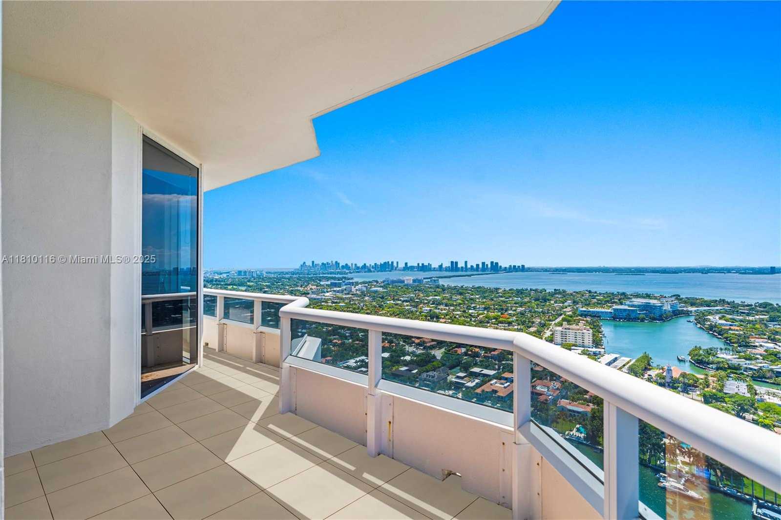 Small Image of 4775 COLLINS AVE #PH4107, Miami Beach Number 10