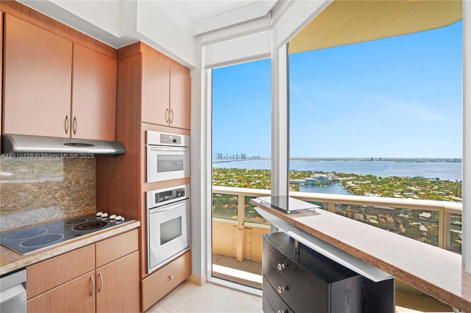 Small Image of 4775 COLLINS AVE #PH4107, Miami Beach Number 22