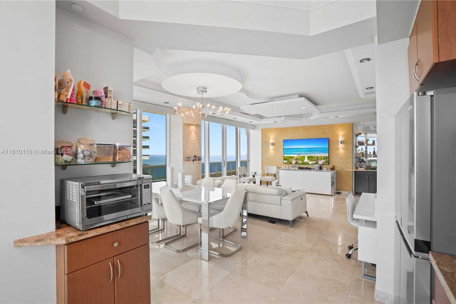Small Image of 4775 COLLINS AVE #PH4107, Miami Beach Number 24