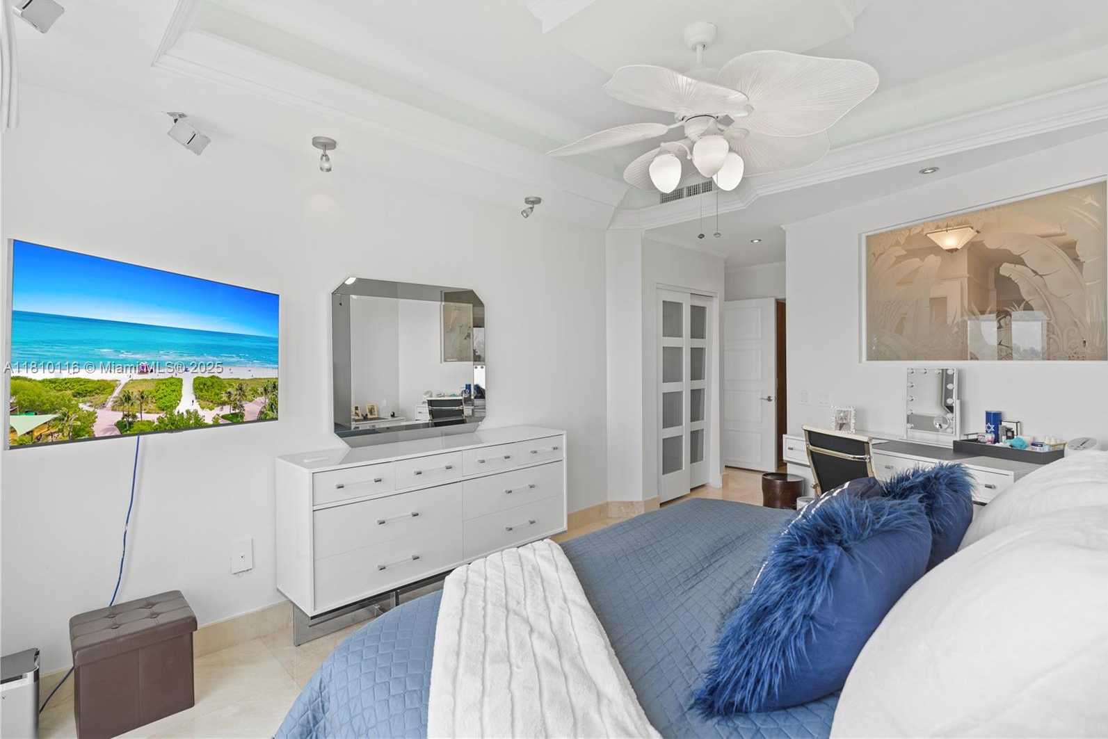 Small Image of 4775 COLLINS AVE #PH4107, Miami Beach Number 31
