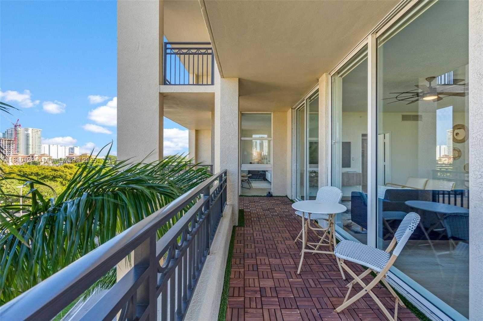 Small Image of 550 OKEECHOBEE BLVD #502, West Palm Beach Number 2