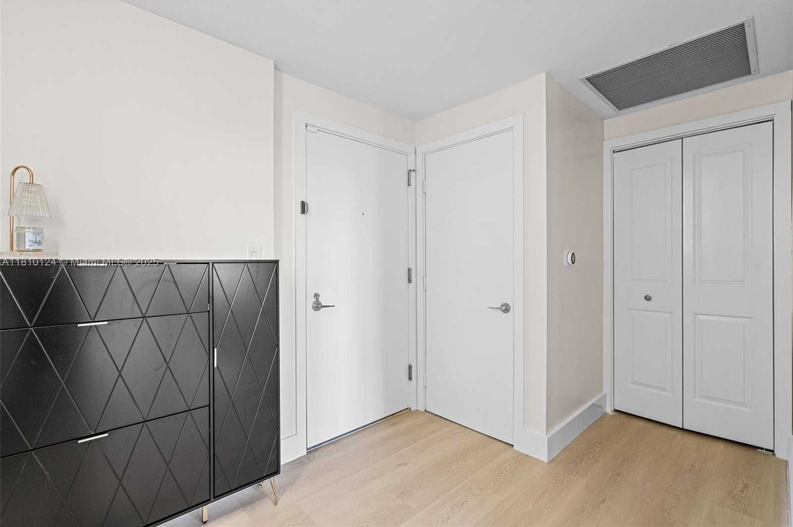 Small Image of 550 OKEECHOBEE BLVD #502, West Palm Beach Number 28
