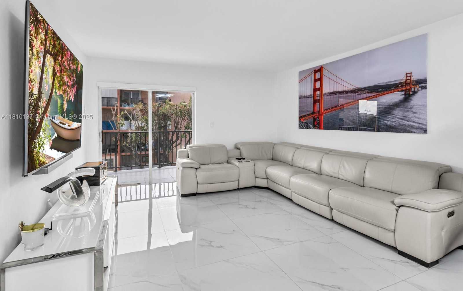 Small Image of 1890 WEST 56TH ST #1307, Hialeah Number 14