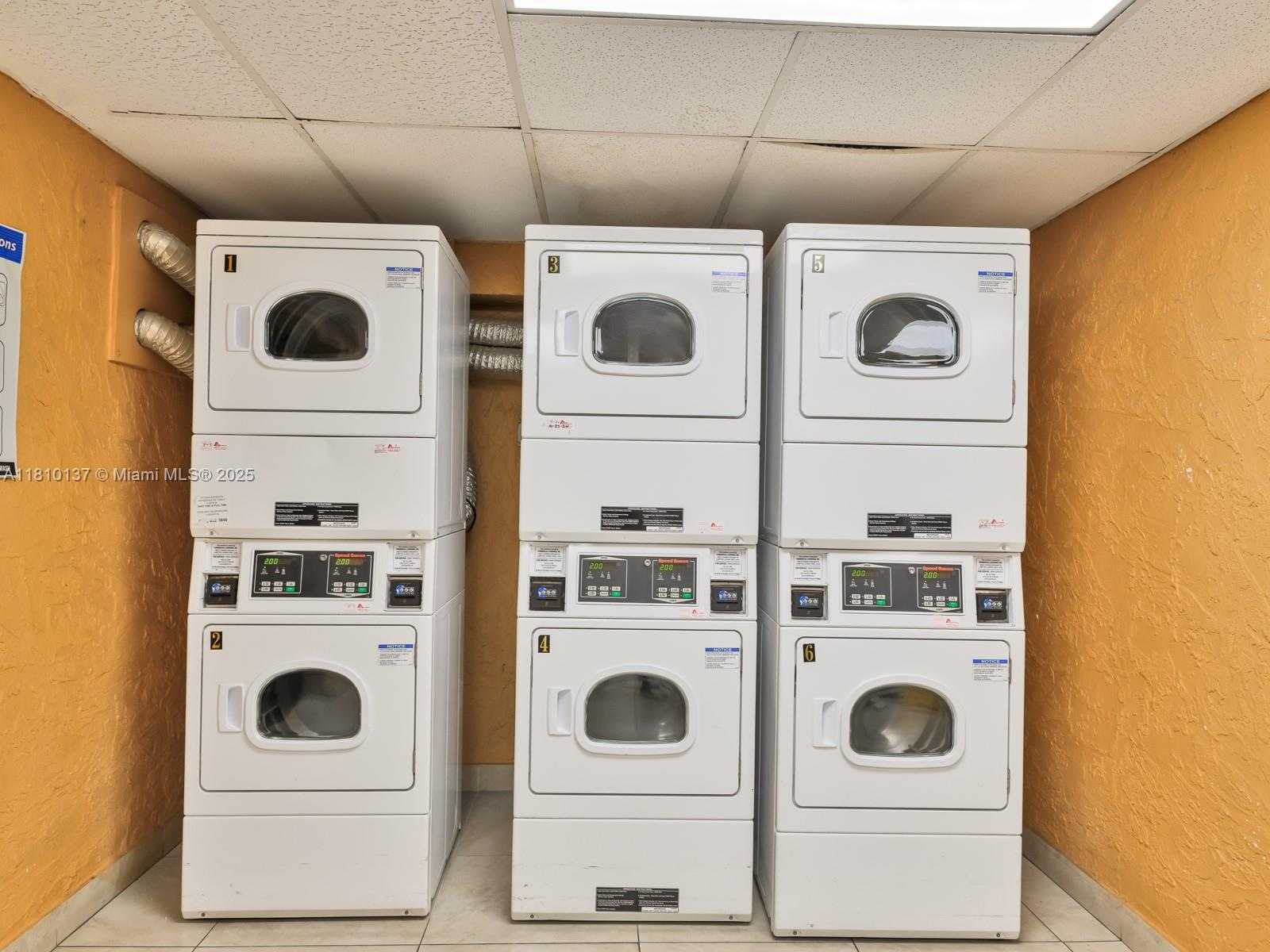 Small Image of 1890 WEST 56TH ST #1307, Hialeah Number 39