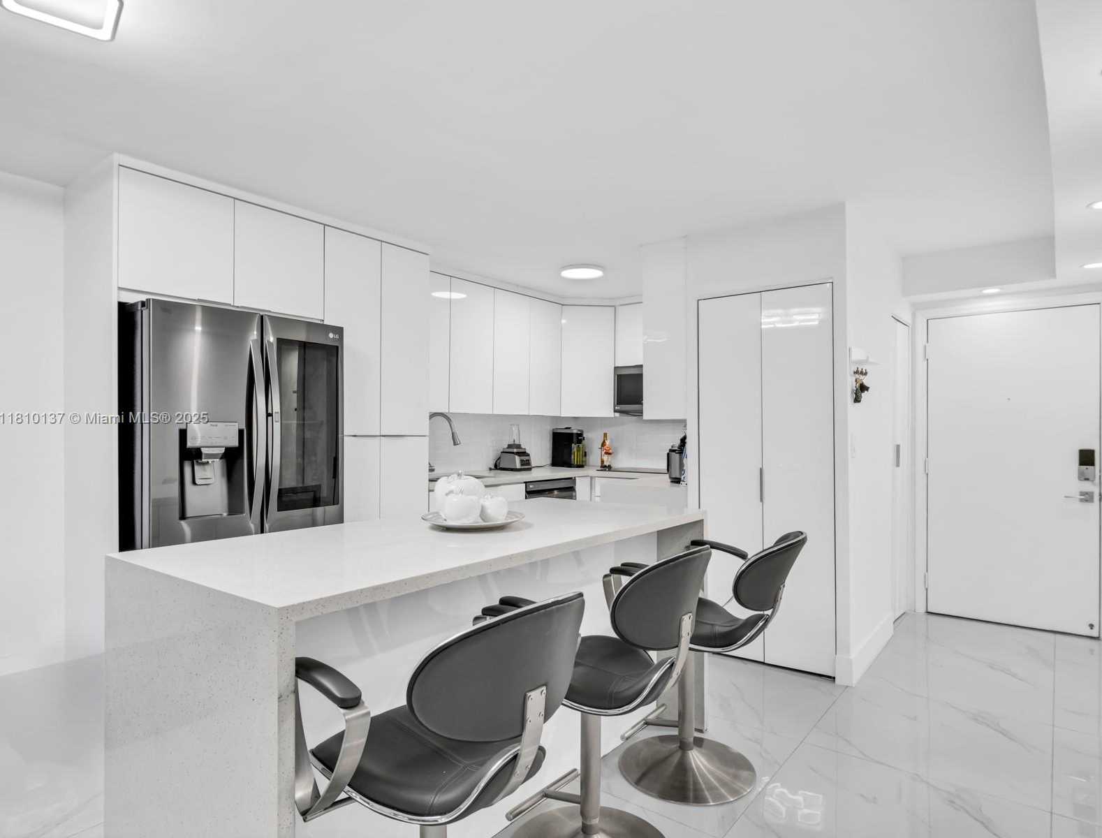 Small Image of 1890 WEST 56TH ST #1307, Hialeah Number 7