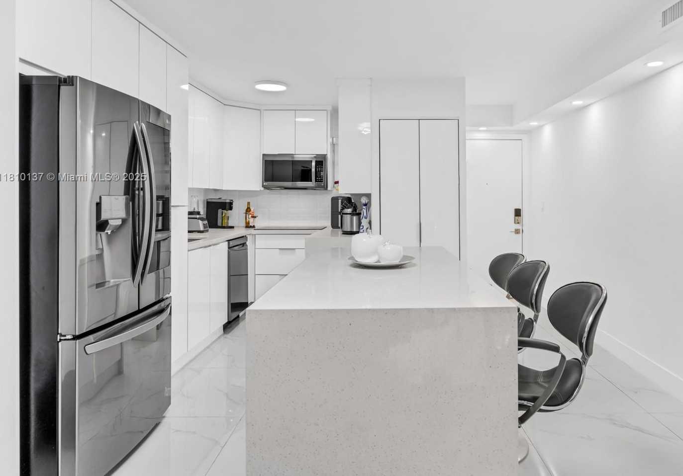 Small Image of 1890 WEST 56TH ST #1307, Hialeah Number 9