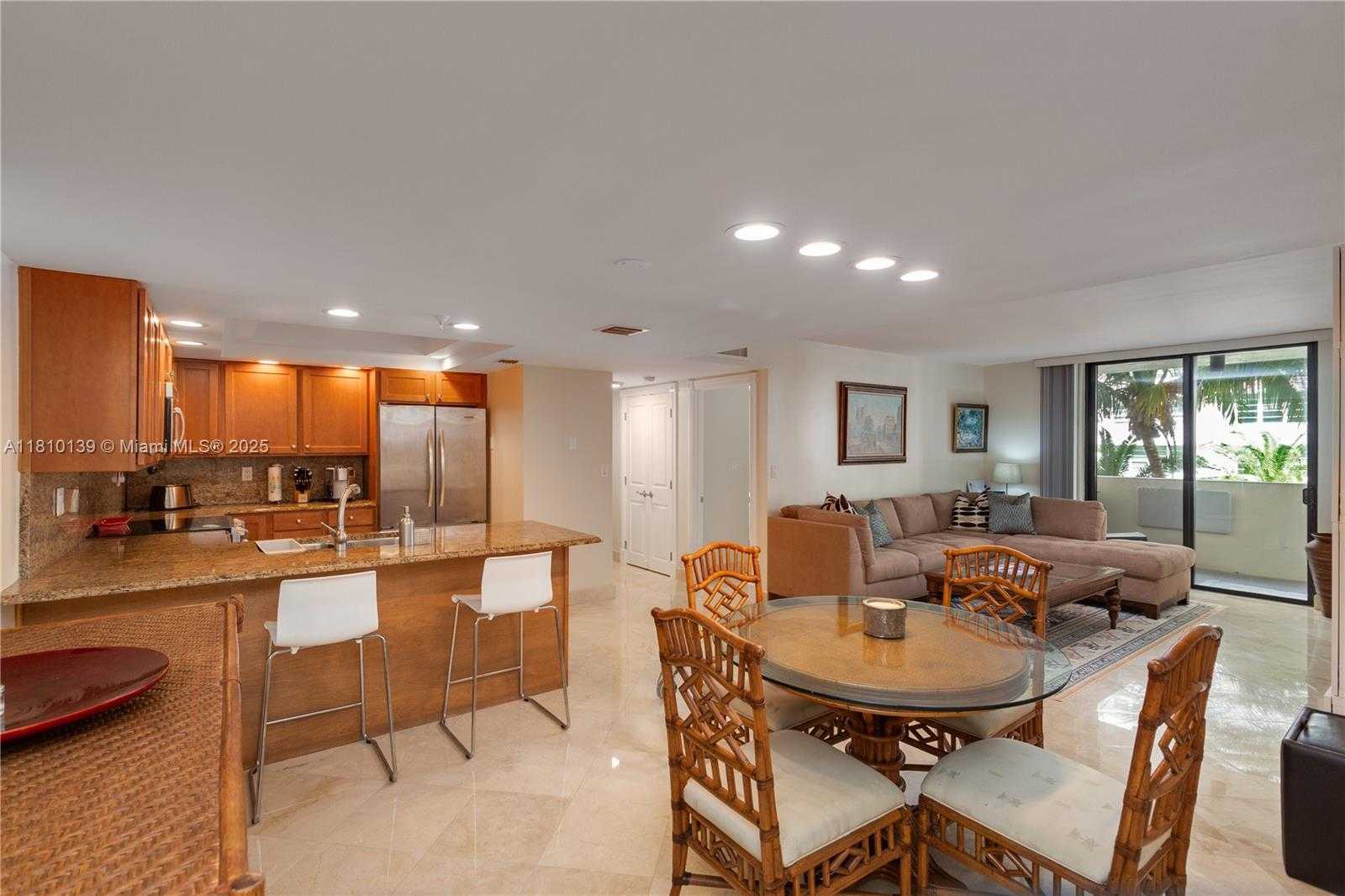 Small Image of 1623 COLLINS AVE #509, Miami Beach Number 2