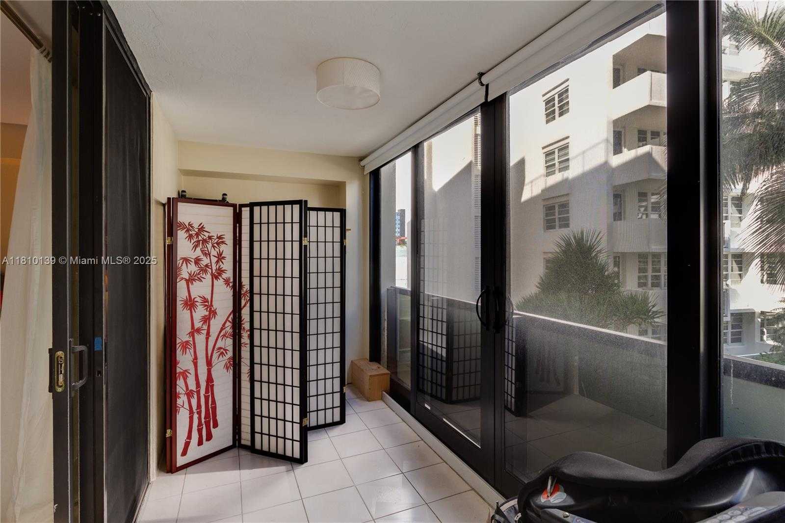 Small Image of 1623 COLLINS AVE #509, Miami Beach Number 22