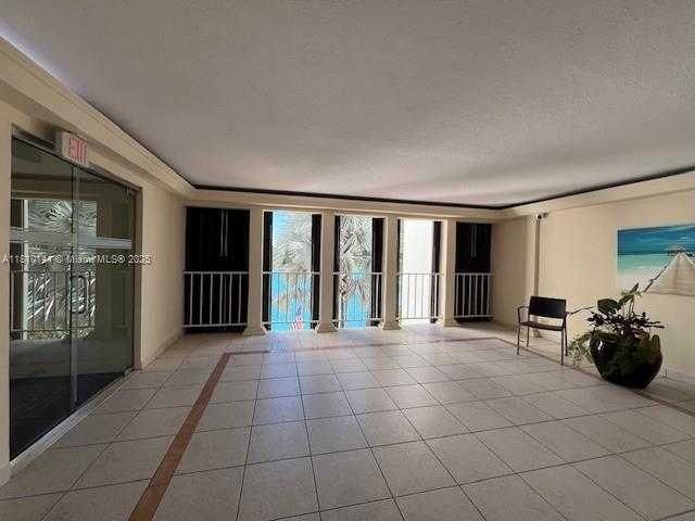 Small Image of 10101 EAST BAY HARBOR DR #401, Bay Harbor Islands Number 12