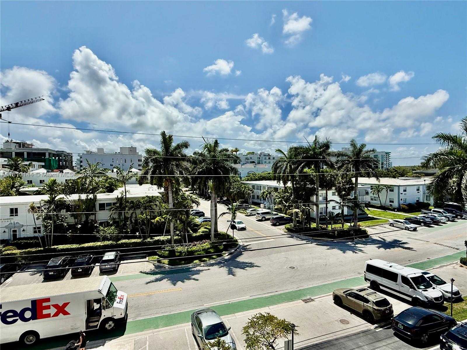 Small Image of 10101 EAST BAY HARBOR DR #401, Bay Harbor Islands Number 18