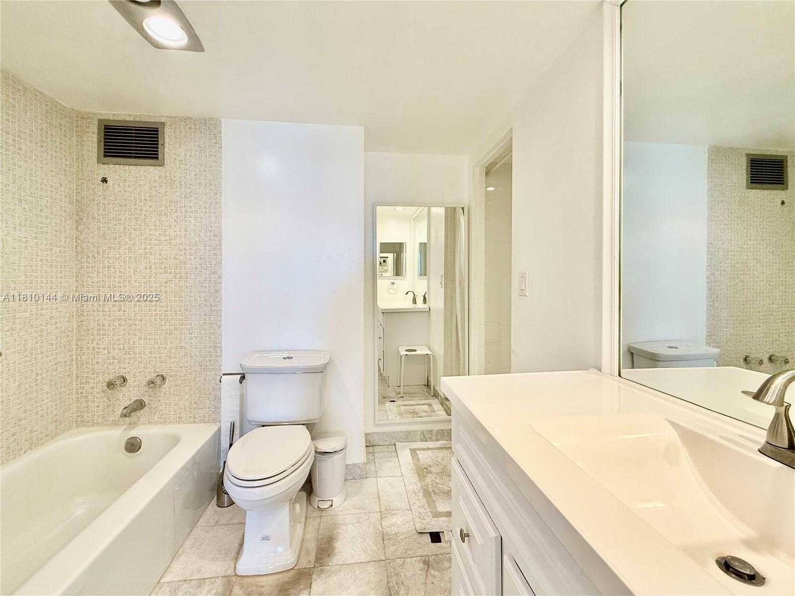 Small Image of 10101 EAST BAY HARBOR DR #401, Bay Harbor Islands Number 27