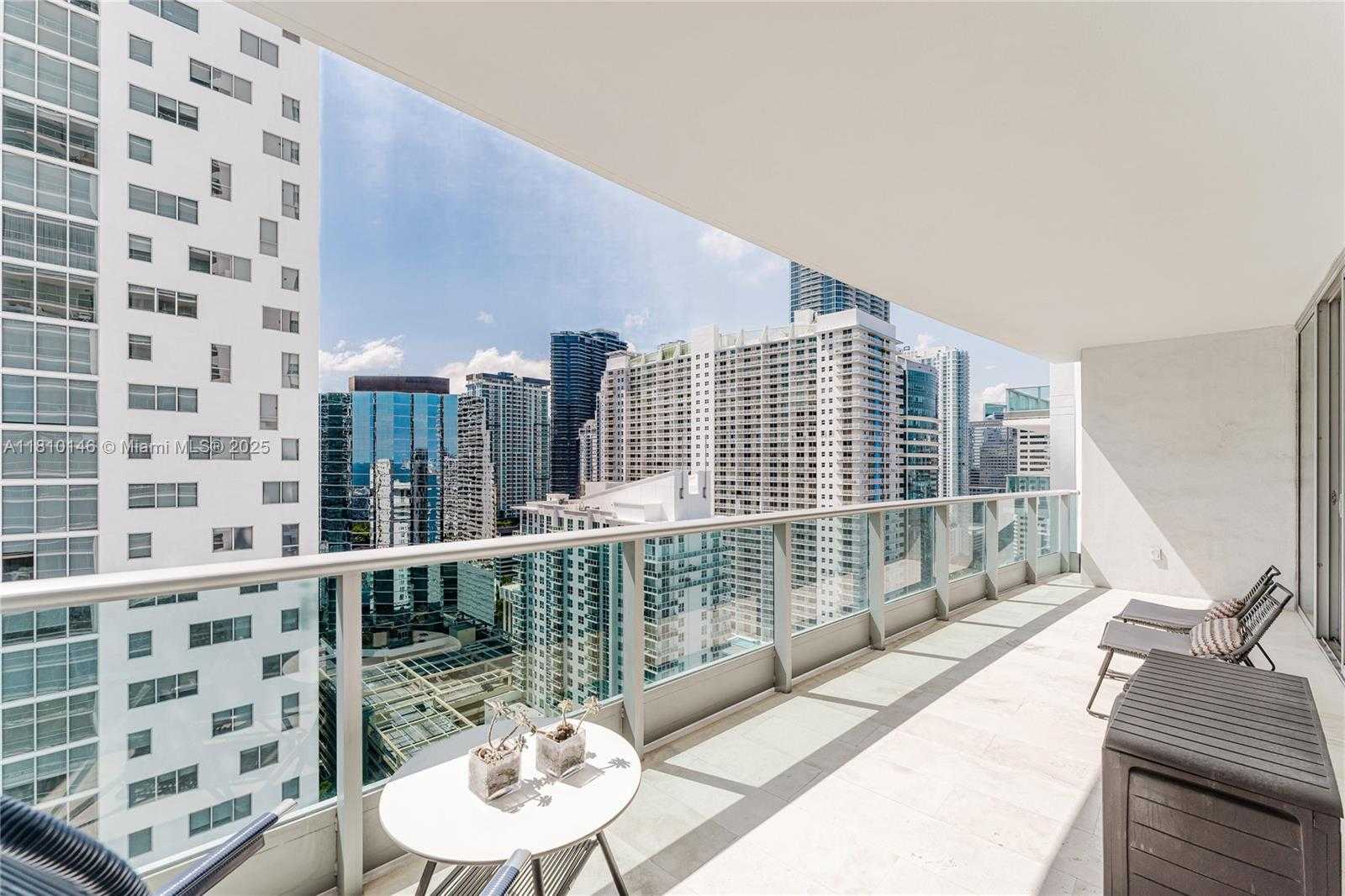 Small Image of 1331 BRICKELL BAY DR #2805, Miami Number 4