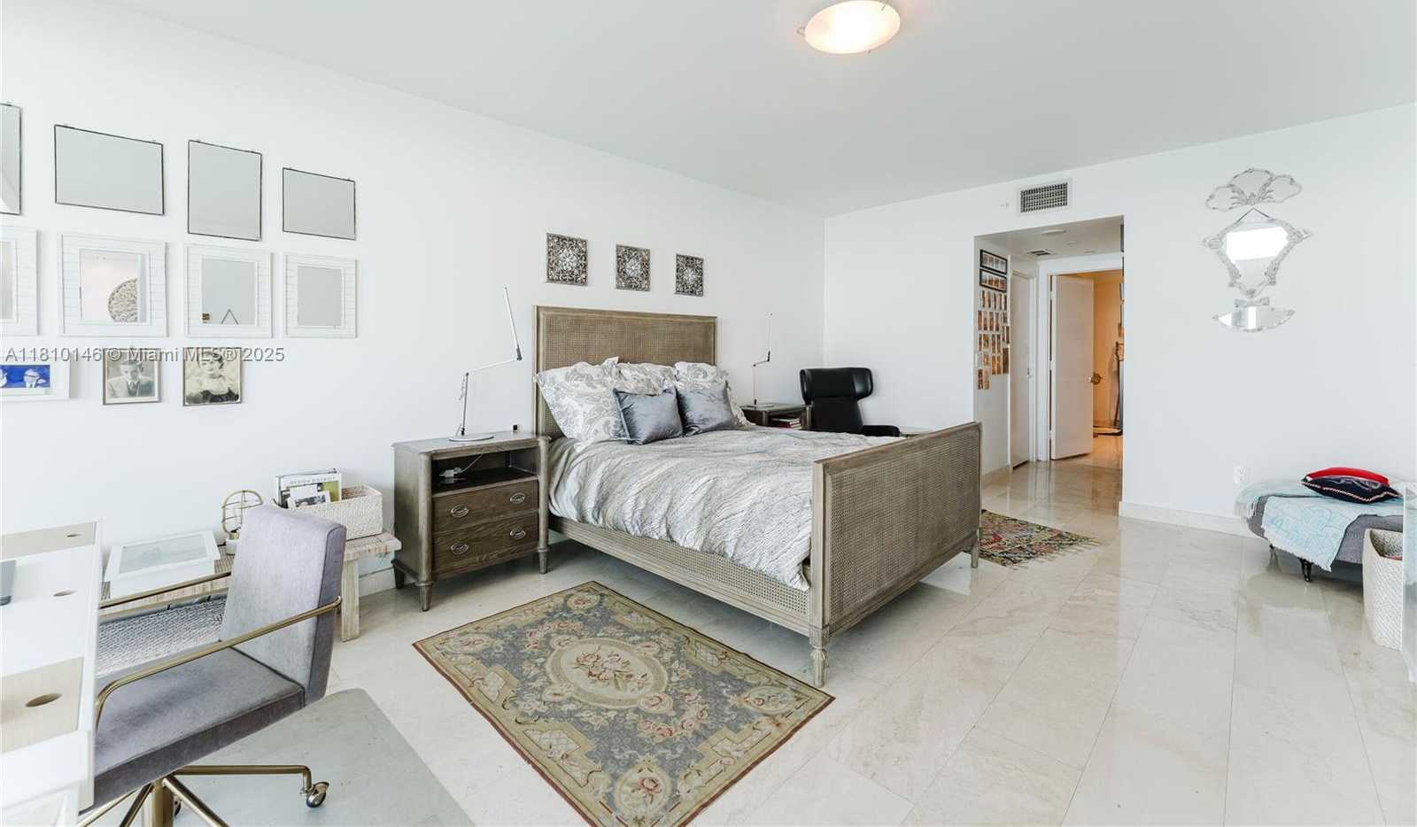 Small Image of 1331 BRICKELL BAY DR #2805, Miami Number 8