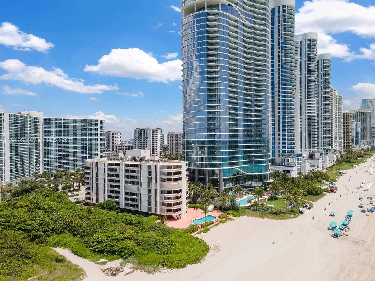 Small Image of 15645 Collins Ave, Sunny Isles Beach, FL 33160, USA Number 21