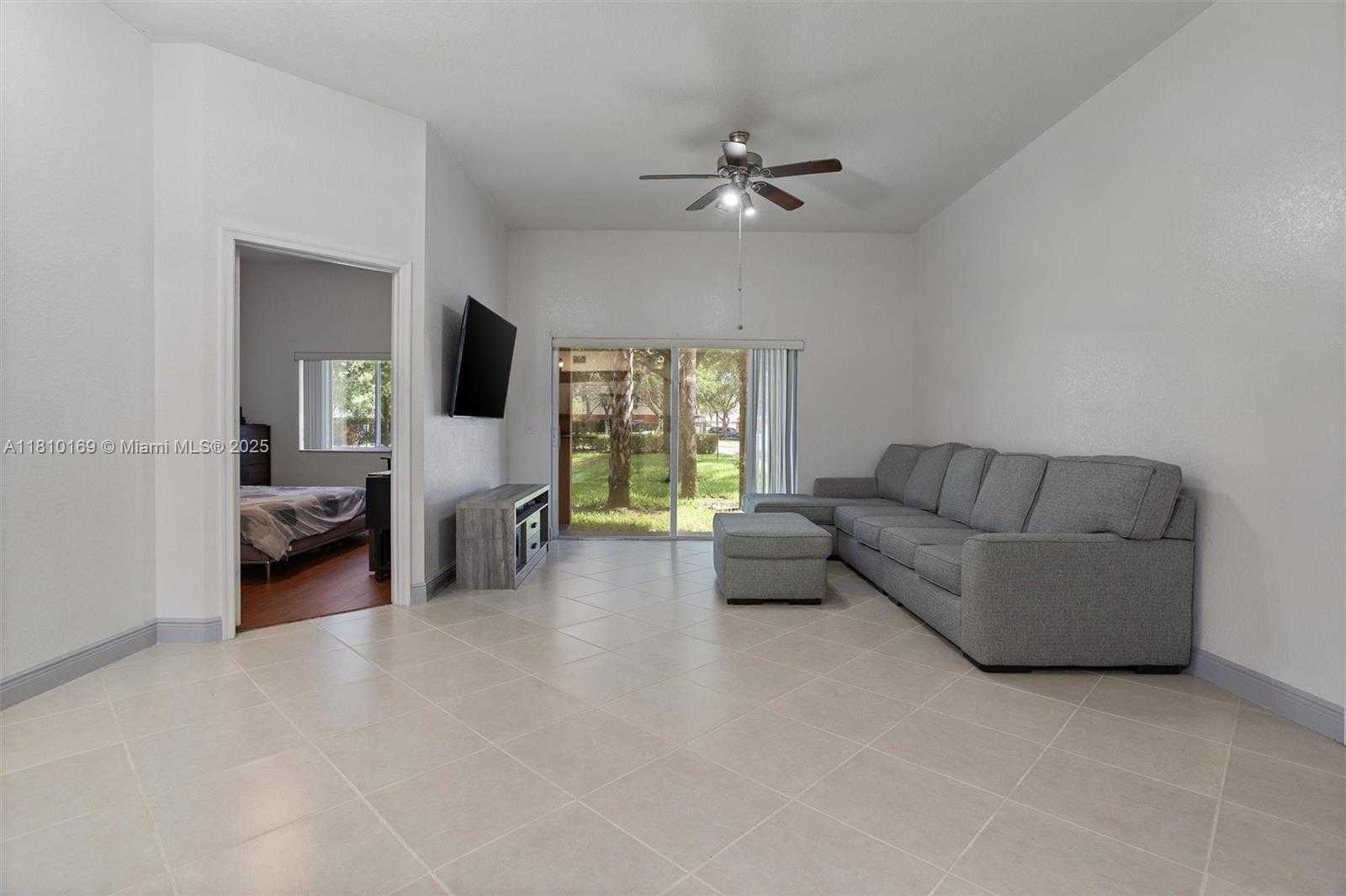 Small Image of 3340 PALOMINO DR #214-2, Davie Number 3