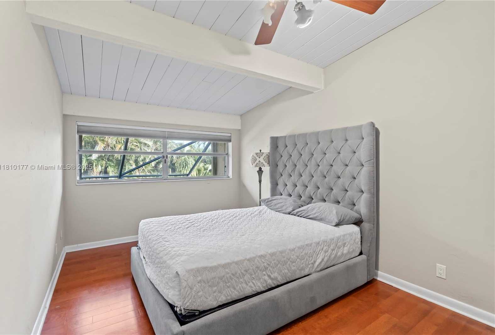 Small Image of 760 EAST COCO PLUM CIR, Plantation Number 34