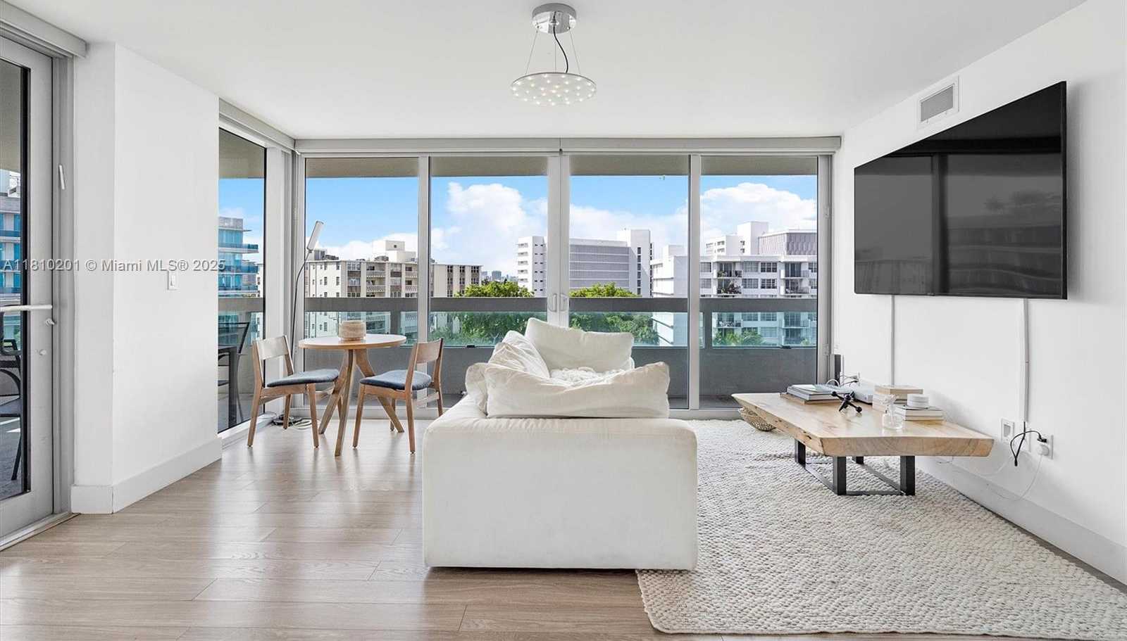 Small Image of 1025 92ND ST #707, Bay Harbor Islands Number 10