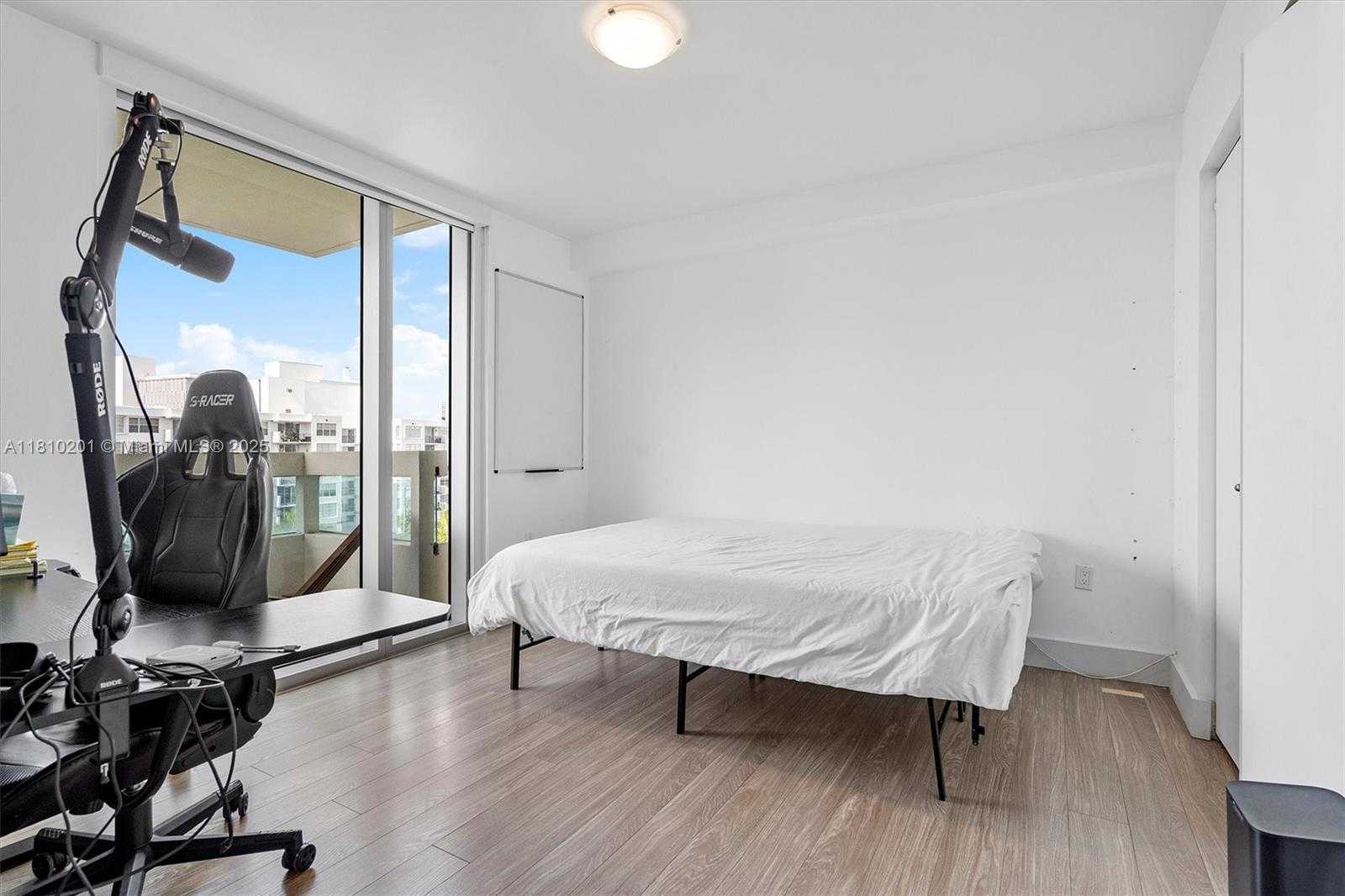 Small Image of 1025 92ND ST #707, Bay Harbor Islands Number 15