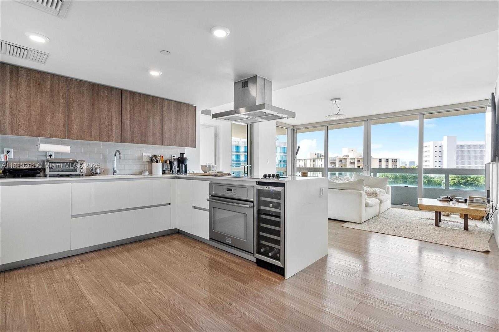 Small Image of 1025 92ND ST #707, Bay Harbor Islands Number 2