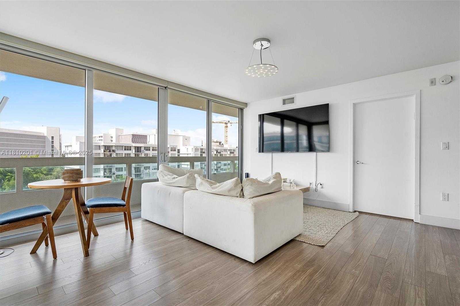 Small Image of 1025 92ND ST #707, Bay Harbor Islands Number 4