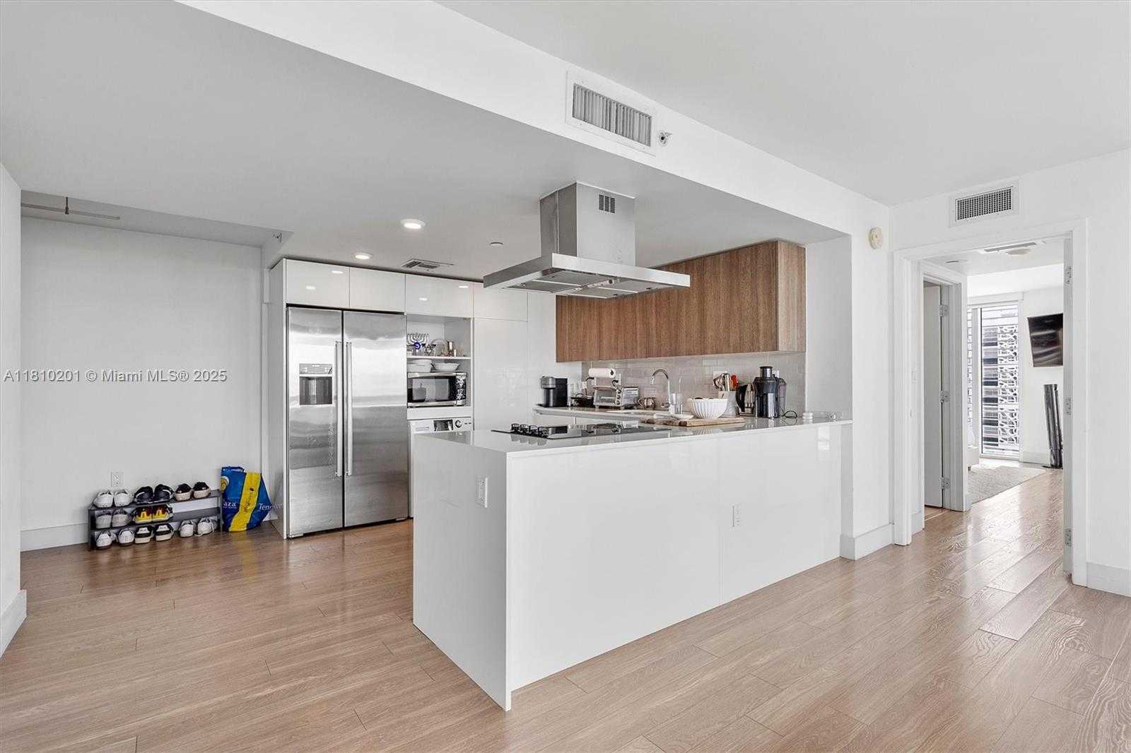 Small Image of 1025 92ND ST #707, Bay Harbor Islands Number 6