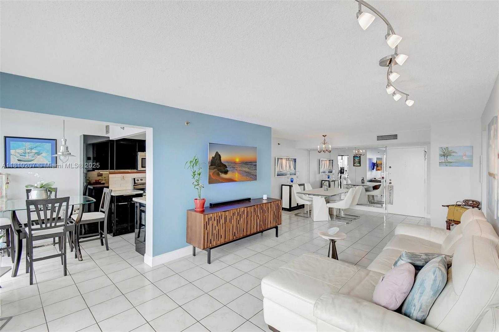 Small Image of 210 174TH ST #2212, Sunny Isles Beach Number 11