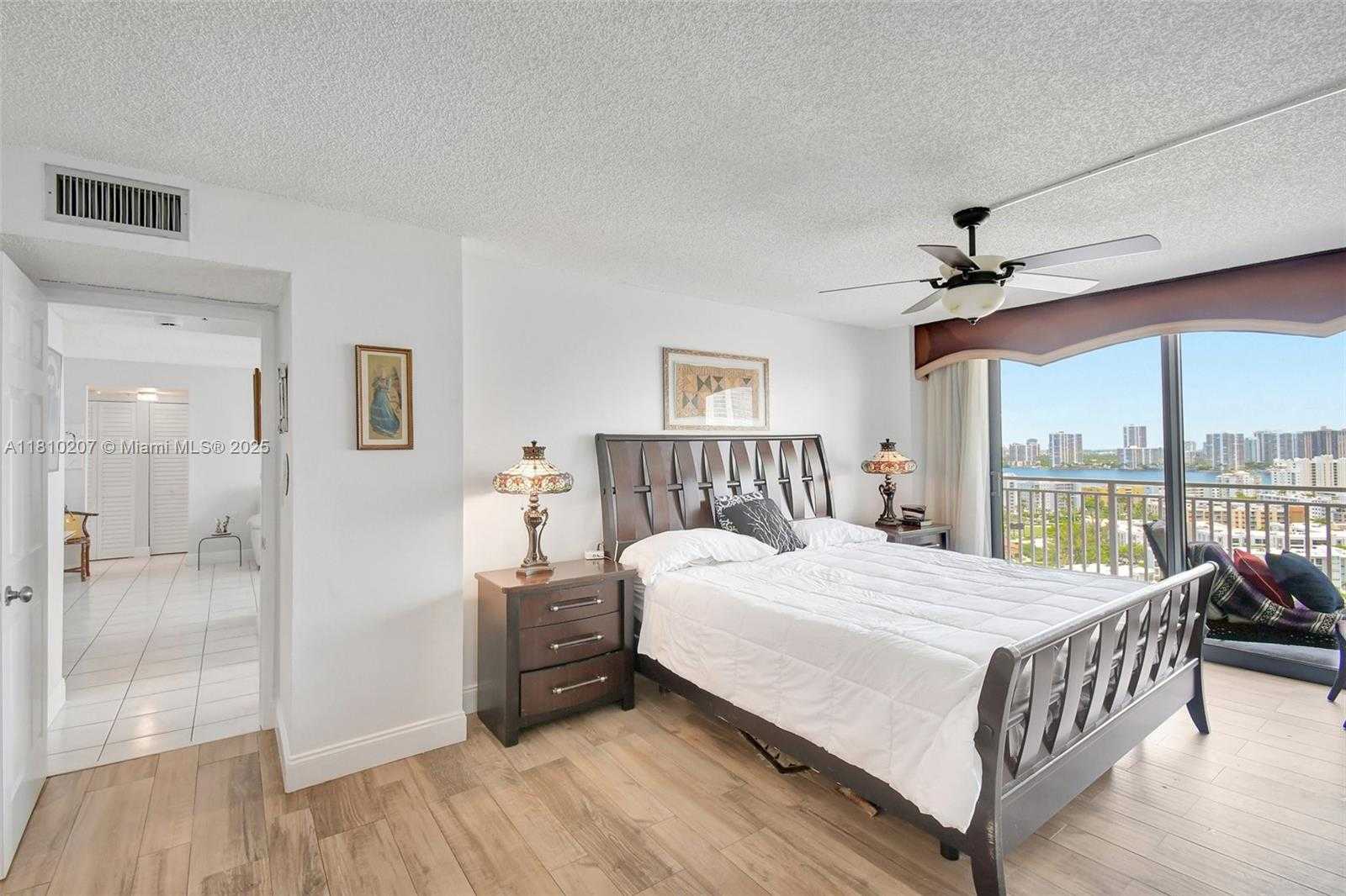 Small Image of 210 174TH ST #2212, Sunny Isles Beach Number 25