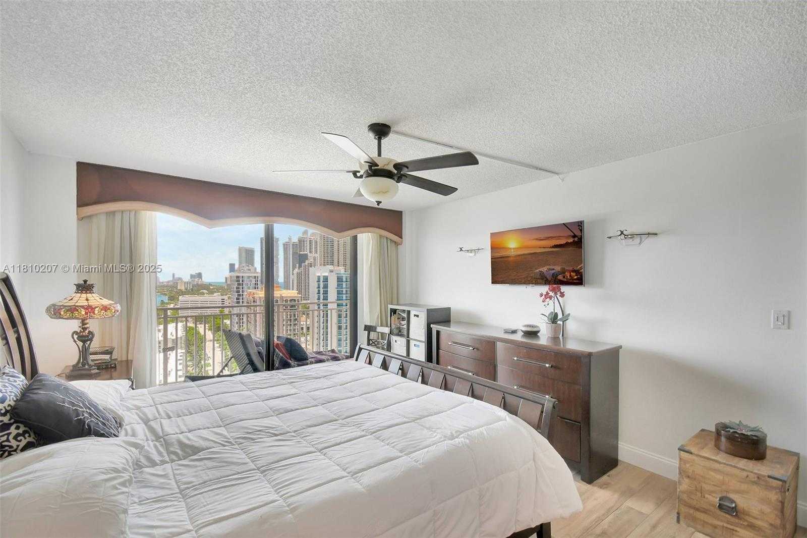 Small Image of 210 174TH ST #2212, Sunny Isles Beach Number 27