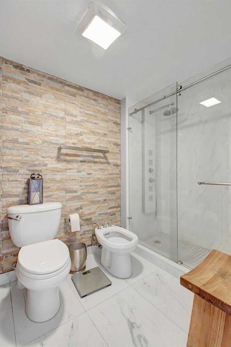 Small Image of 210 174TH ST #2212, Sunny Isles Beach Number 30