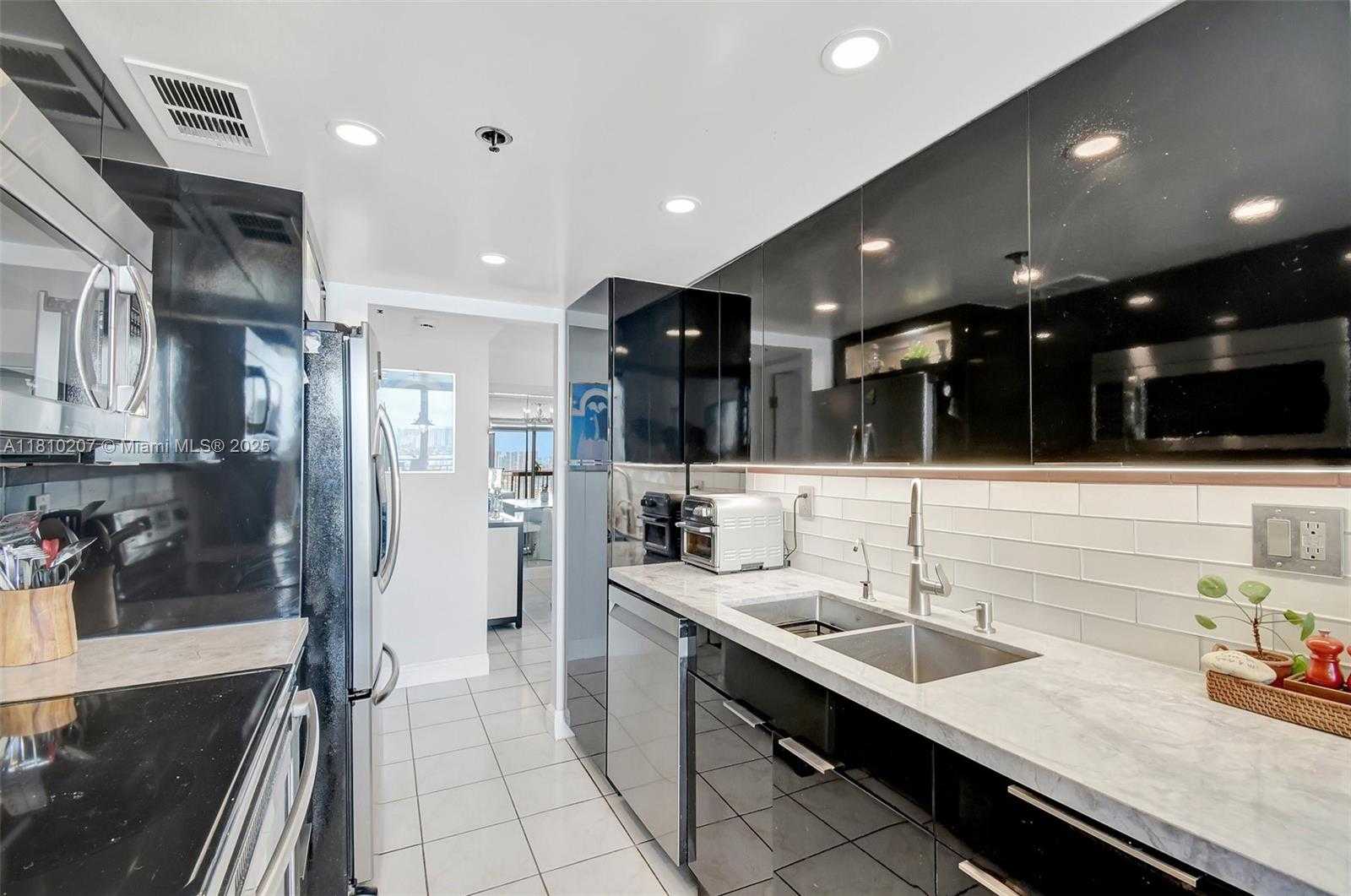 Small Image of 210 174TH ST #2212, Sunny Isles Beach Number 5