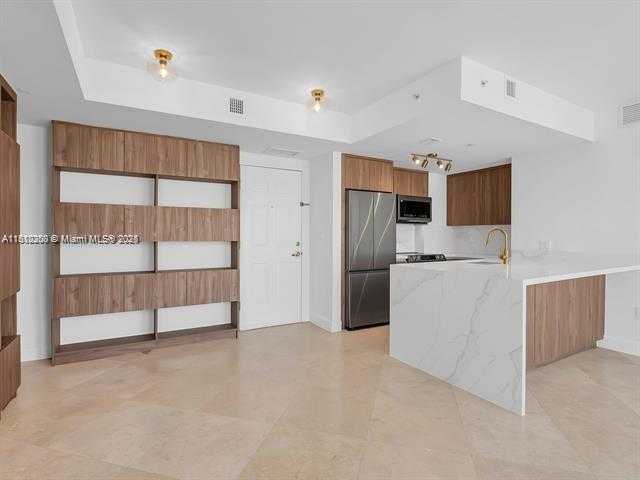 Small Image of 4100 SALZEDO ST #901, Coral Gables Number 14